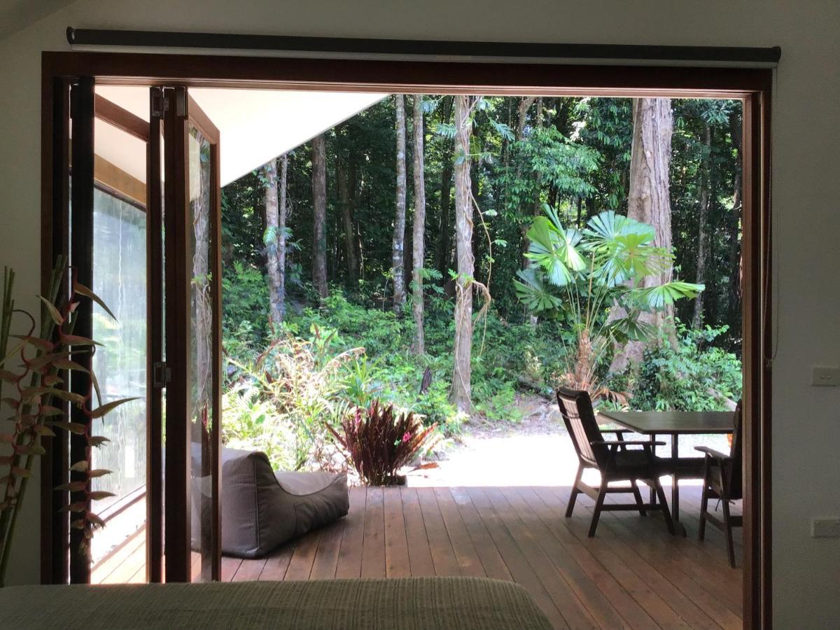 Forest Views Diwan Luaran gambar